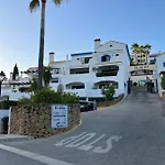 Maison Bernard Hotel *