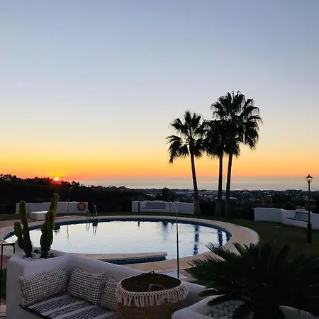 Maison Bernard Hotell *